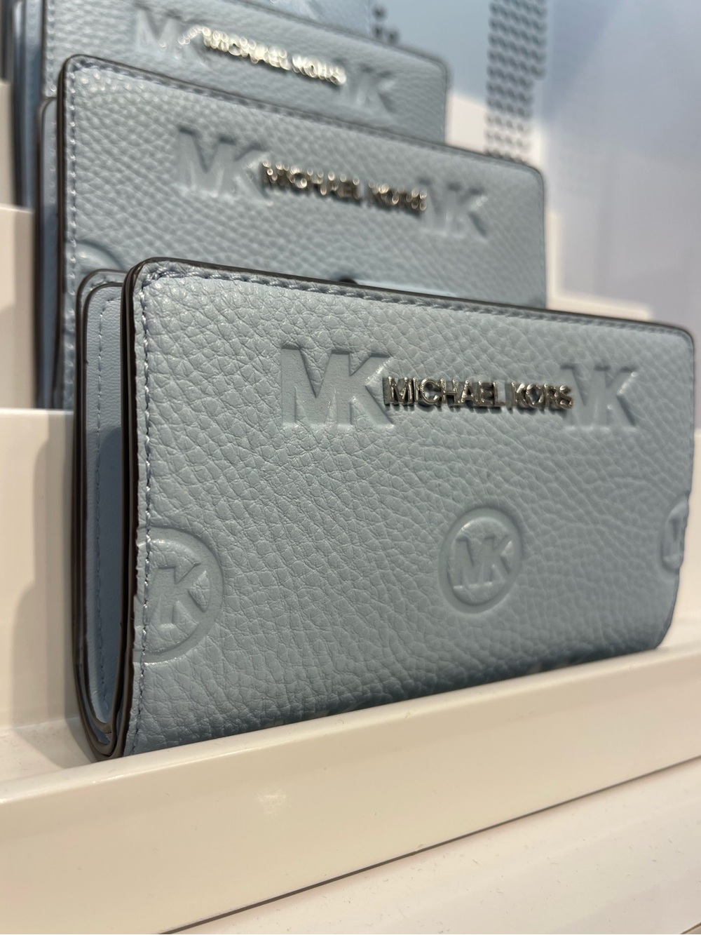 Michael Kors Jet Set Travel Md MK Logo Debossed Bifold Wallet
Pale Ocean 
NWT